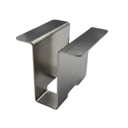 Gabarit de perçage et de vissage pour coulisses occultantes